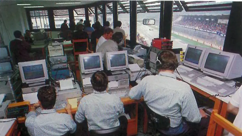 History – 1989 – F1 Cabina